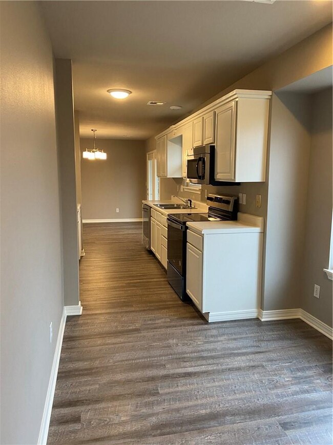 25 Munster Dr, Bella Vista, AR 72715 - photo 6