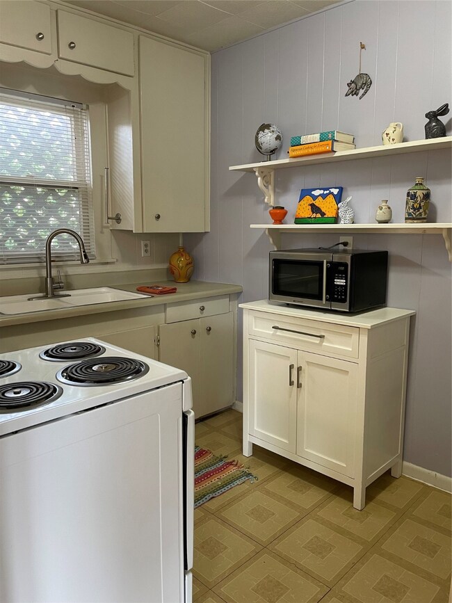 308 E 23rd St, Houston, TX 77008 - photo 7