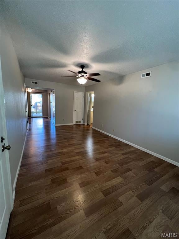 9040 W Swan Cir unit 9040, Saint Louis, MO 63144 - photo 6