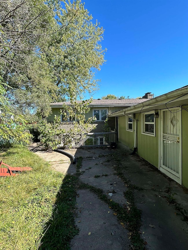 5485 Detroit St, Flint, MI 48505 - photo 6