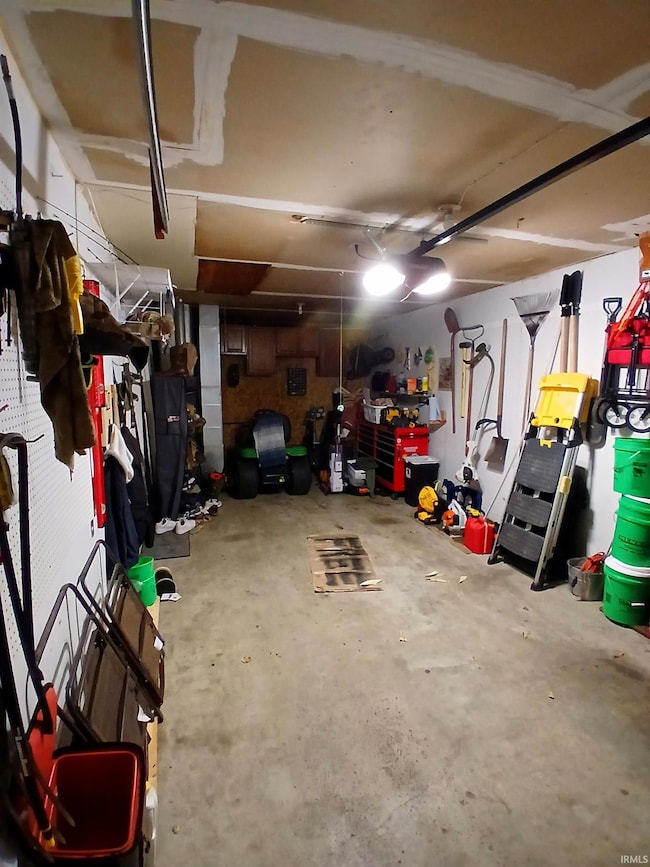 505 W Darby Dr, Otterbein, IN 47970 - photo 6