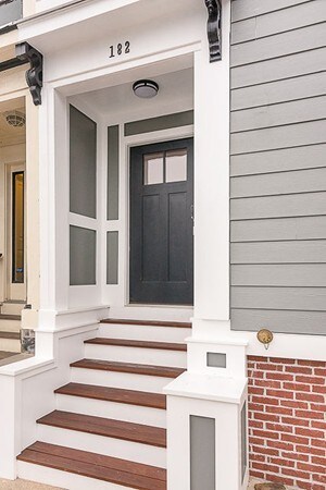 182 W 7th St, Boston, MA 02127 - photo 2