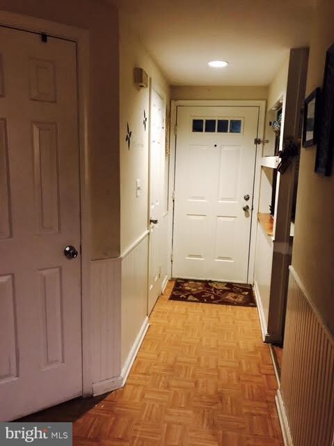 9515 Dunbrook Ct, Montgomery Village, MD 20886 - photo 5