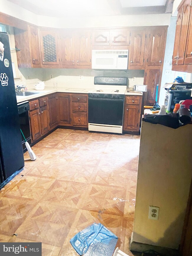 1319 Placid Dr, Sykesville, MD 21784 - photo 6