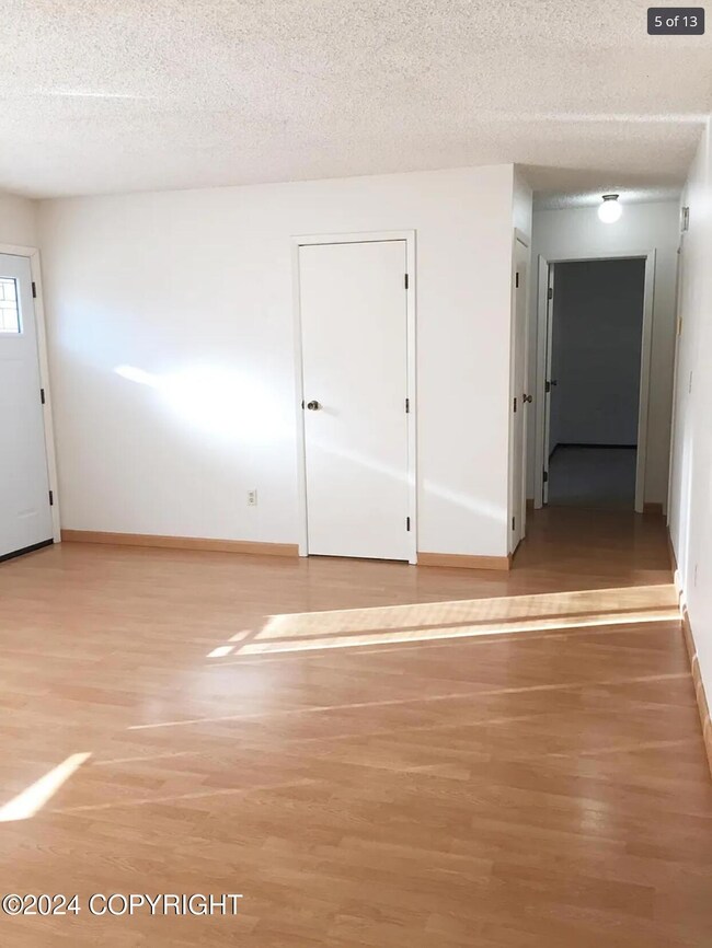 108 Leibrock Living Room
