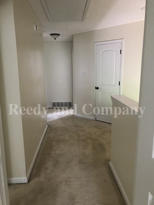 1331 Appling Rd, Cordova, TN 38016 - photo 4