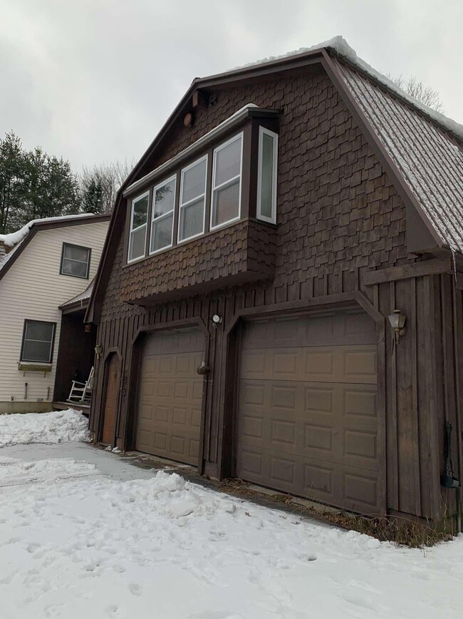 204 Robinson Rd, Livermore, ME 04253 - photo 4