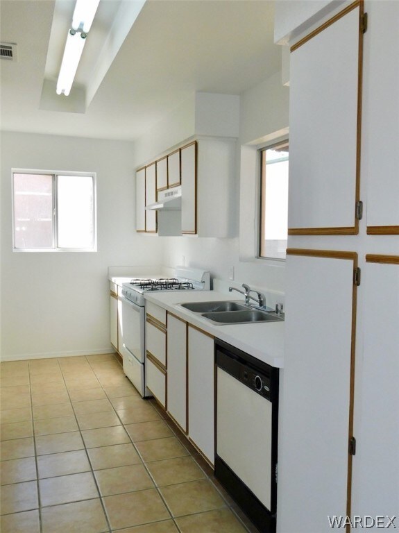 Bright Kitchen