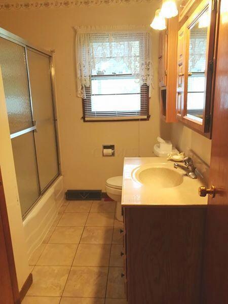 2486 Berne St SE, Lancaster, OH 43130 - photo 4