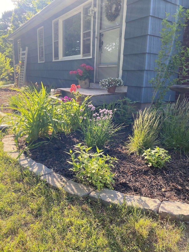 335 Tolend Rd, Dover, NH 03820 - photo 2