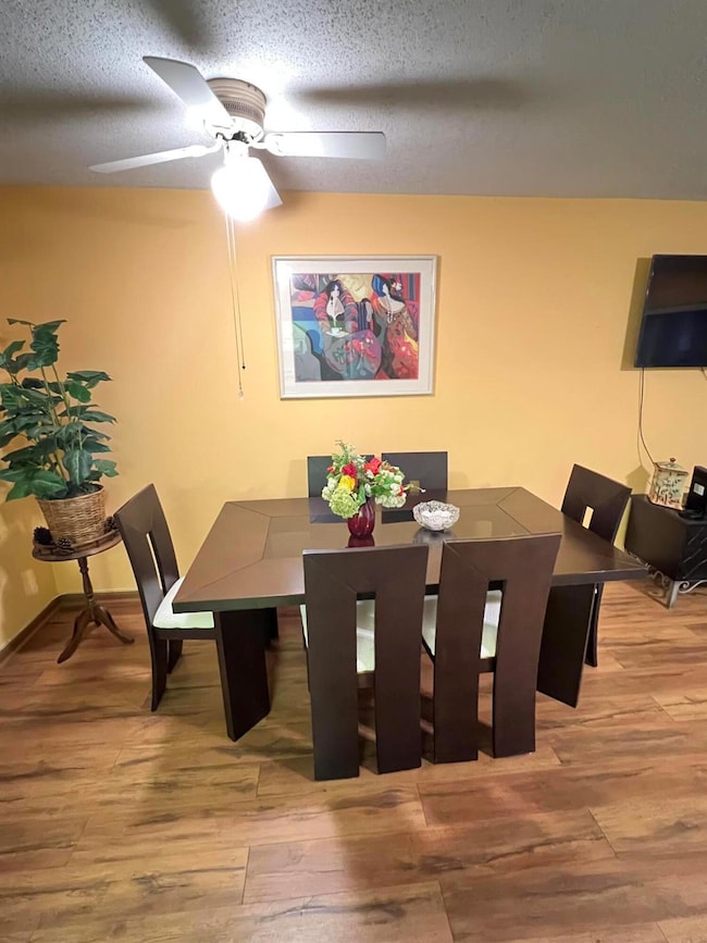 131 Camden F unit 131, West Palm Beach, FL 33417 - photo 3