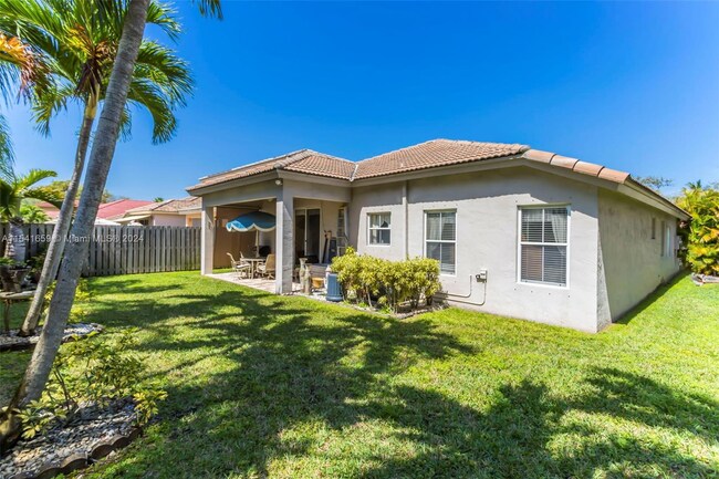 13744 S Garden Cove Cir, Davie, FL 33325 | Homes.com