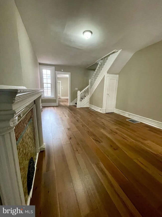 1418 Perkiomen Ave, Reading, PA 19602 - photo 4