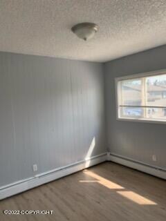 Master Bedroom (2 of 2)