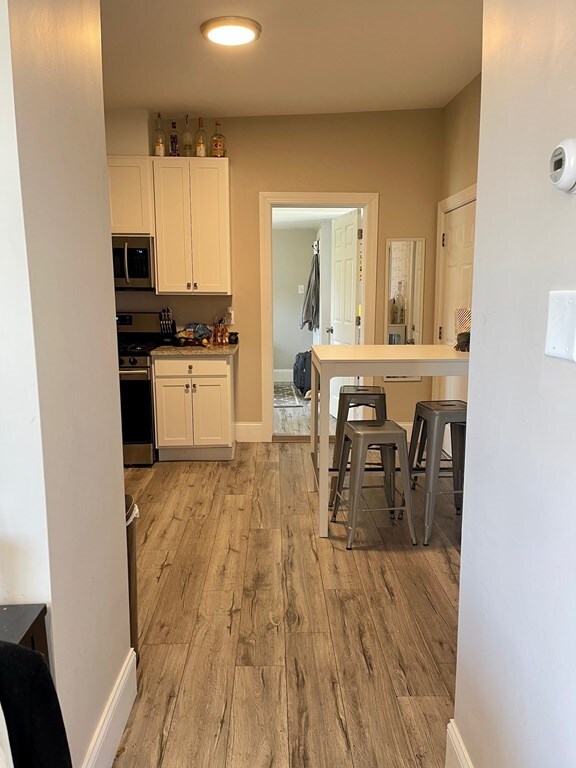 63 Falcon St unit 3R, Boston, MA 02128 - photo 4