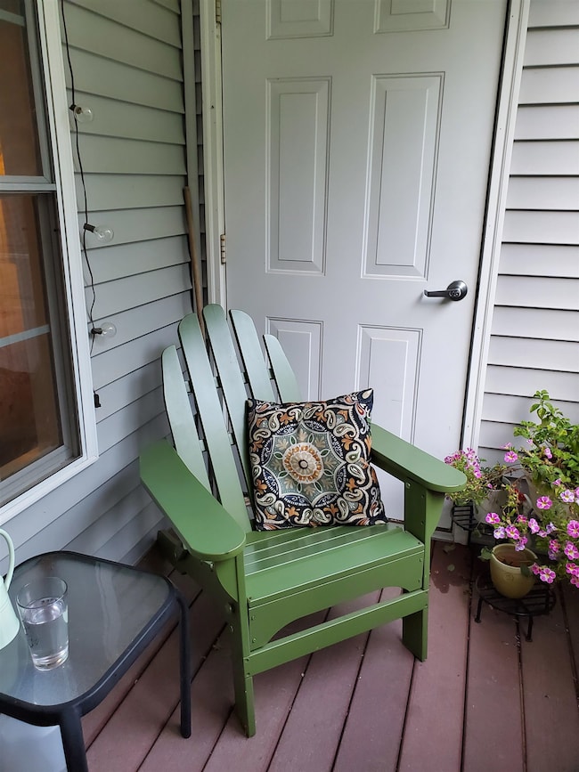 4 Crestview Cir unit 101, Londonderry, NH 03053 - photo 3