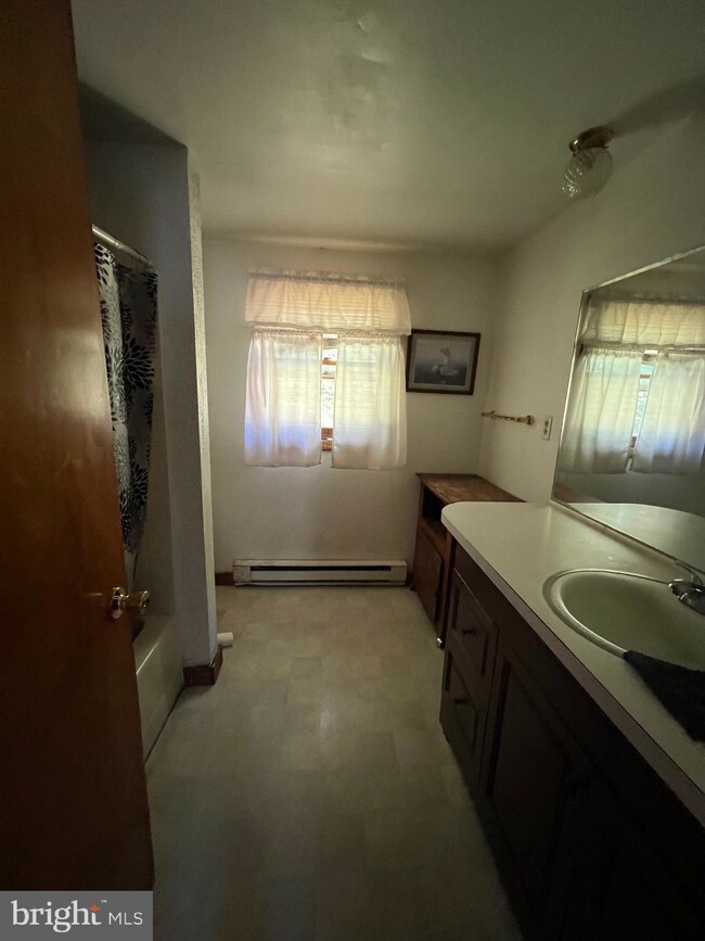 69 George Ln, Berkeley Springs, WV 25411 - photo 3