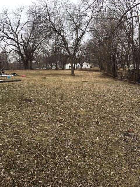 1317 E 7th St S, Newton, IA 50208 - photo 2