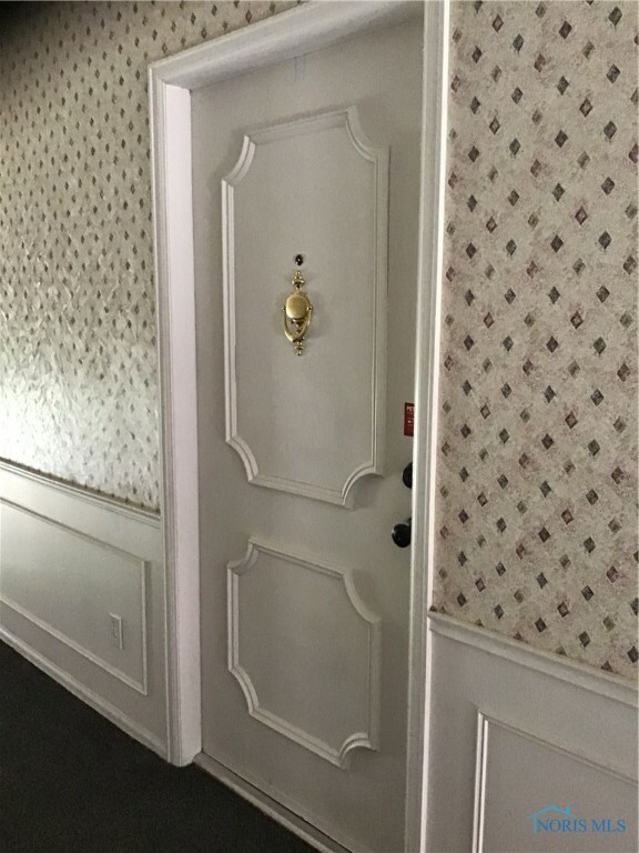 Inside hall entry on 21 steps from front door