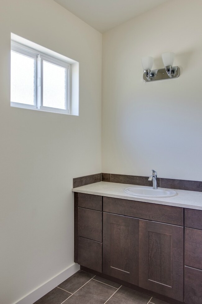 402 Butte Rd, Chelan, WA 98816 - photo 7