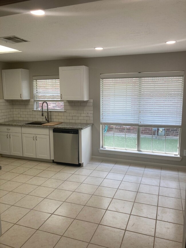 7923 Autumn Laurel Trail, Houston, TX 77095 - photo 4