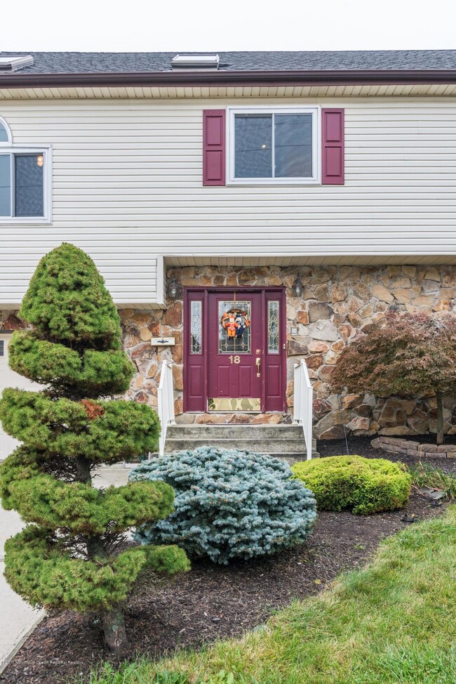 18 Dibling St, Union Beach, NJ 07735 - photo 4