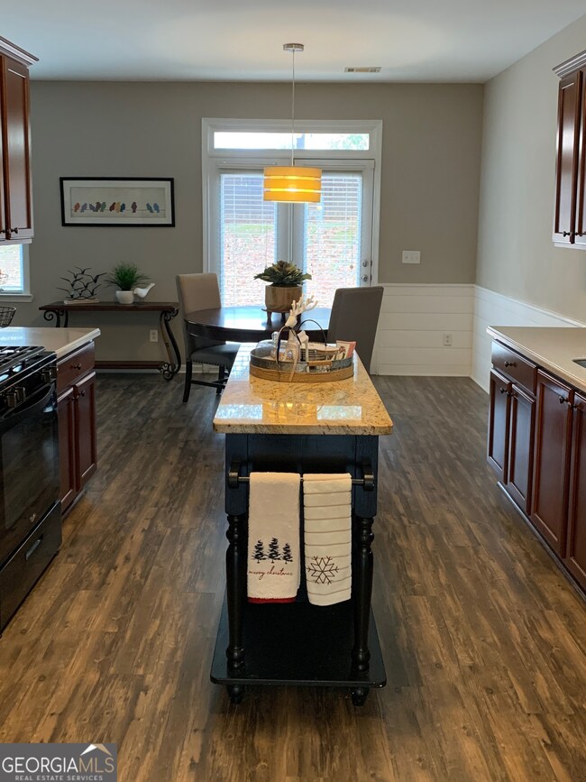 77 Lakeshore Pkwy, Newnan, GA 30263 - photo 5