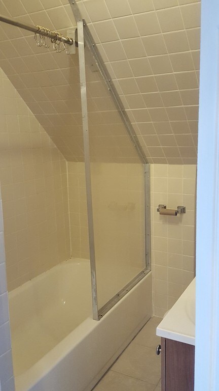 82 Grand St unit 3, Lowell, MA 01851 - photo 6