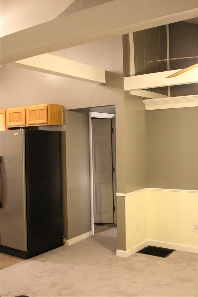 605 Berry River Rd, Barrington, NH 03825 - photo 5