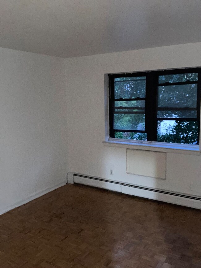 708 Boulevard E unit B1, Weehawken, NJ 07086 - photo 2