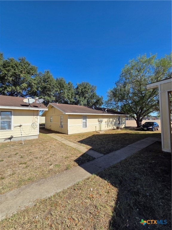 657 W 4th St, Yorktown, TX 78164 - photo 4