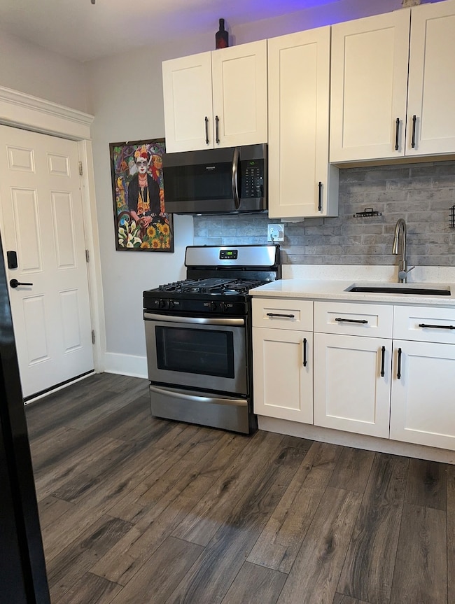 3062 S Lyman St unit 2, Chicago, IL 60608 - photo 2