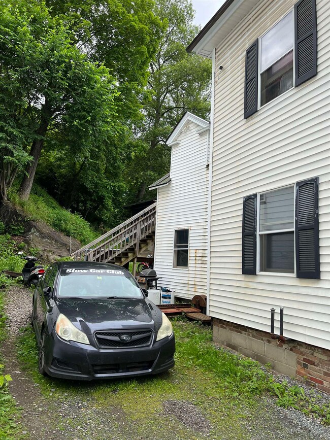 171 River Rd, Saint Johnsbury, VT 05819 - photo 2