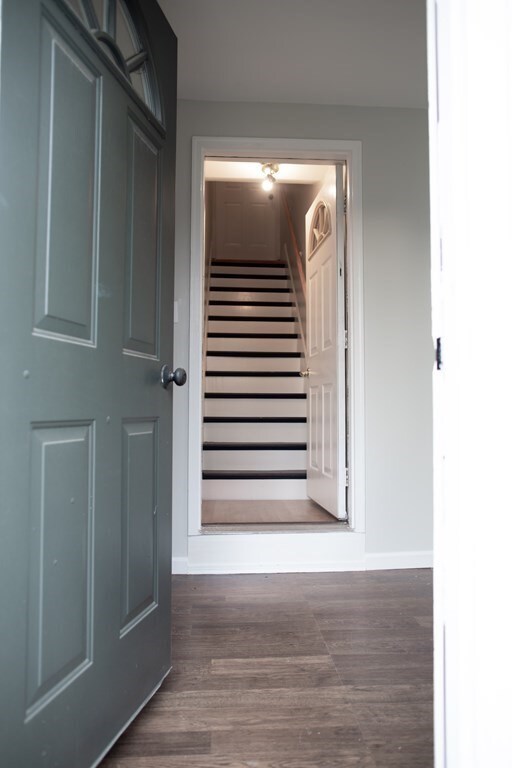 22 Moseley Ave, Westfield, MA 01085 - photo 4