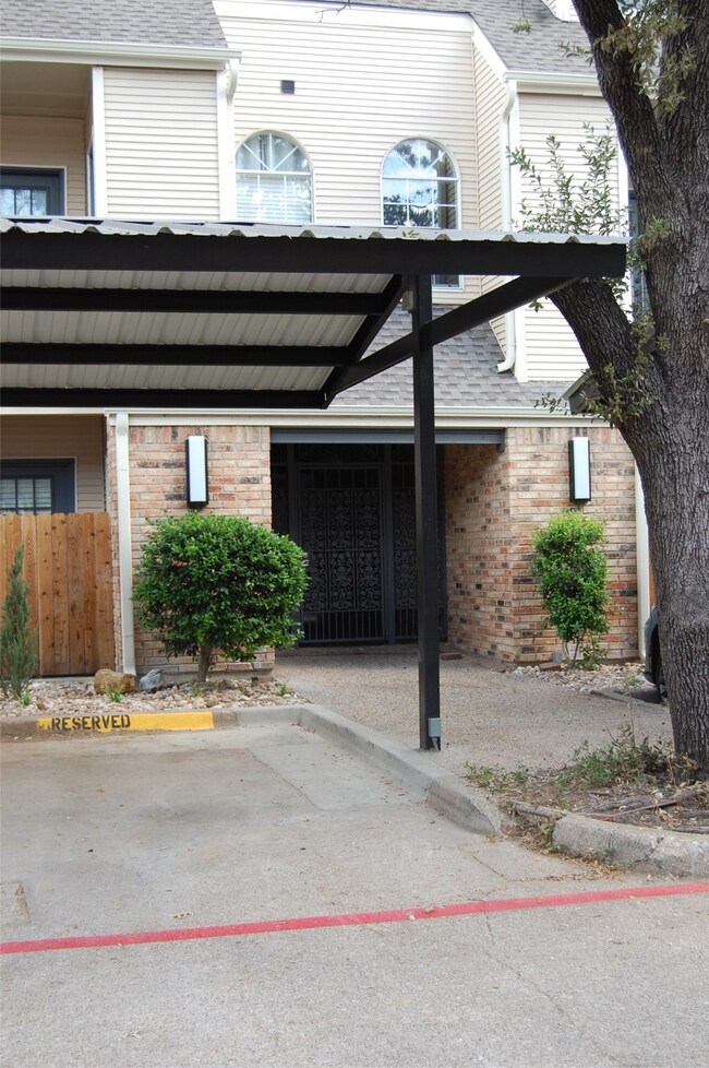5325 Bent Tree Forest Dr unit 1102, Dallas, TX 75248 - photo 2