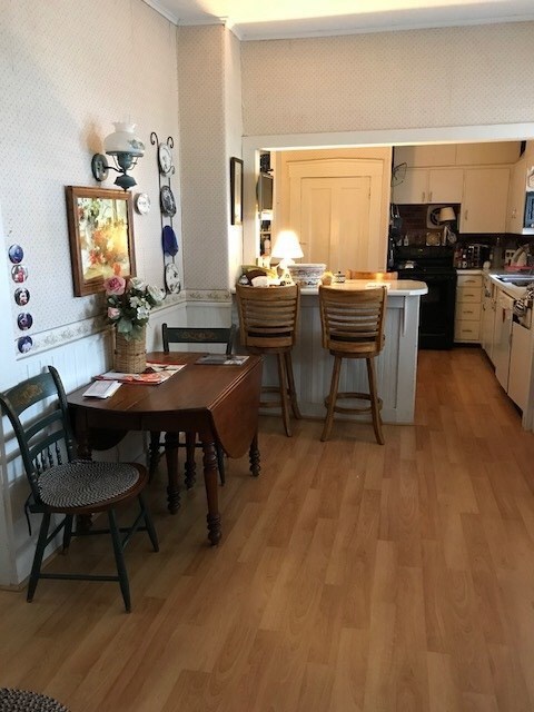 81 Crescent St, Rutland, VT 05701 - photo 6