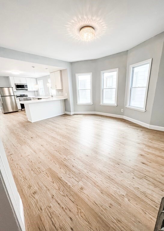 1611 N Shore Rd unit 3, Revere, MA 02151 - photo 2