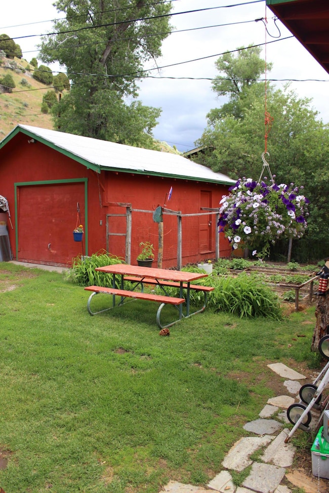 Garage and Garden