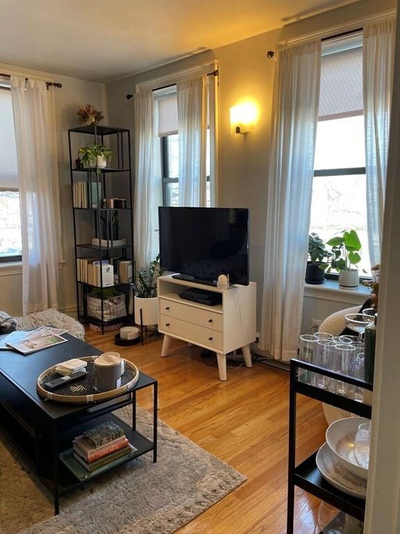 484 Commercial St unit 2, Boston, MA 02109 - photo 2