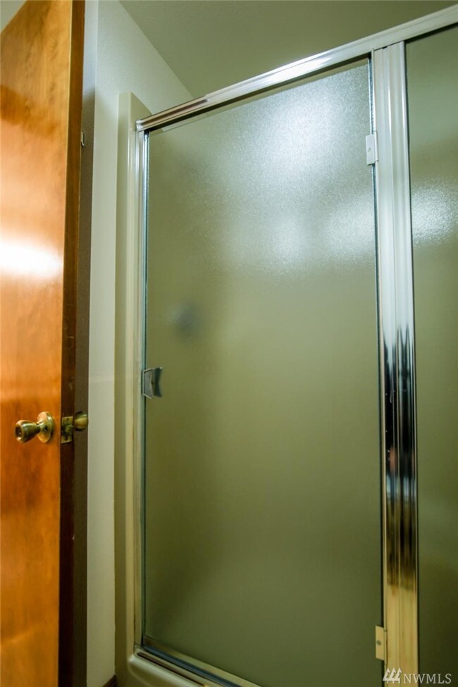501 Forest Cir unit D, Lynden, WA 98264 - photo 7