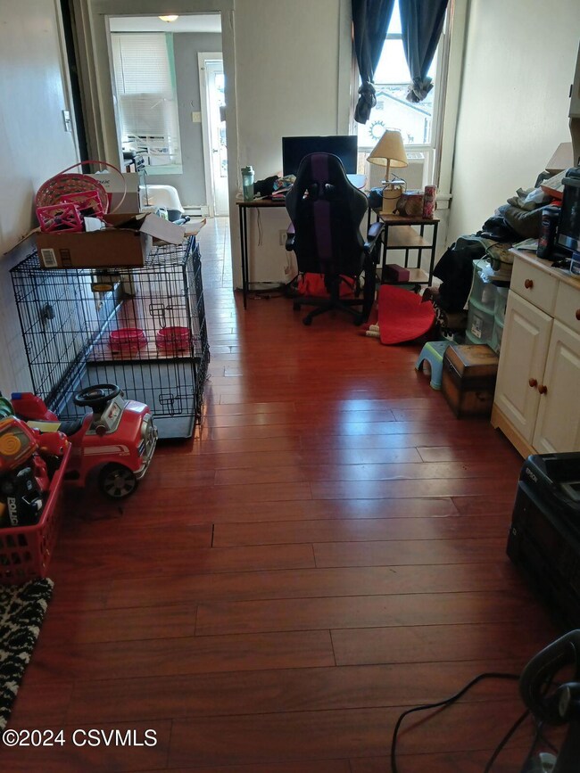613 N 2nd St, Shamokin, PA 17872 - photo 6