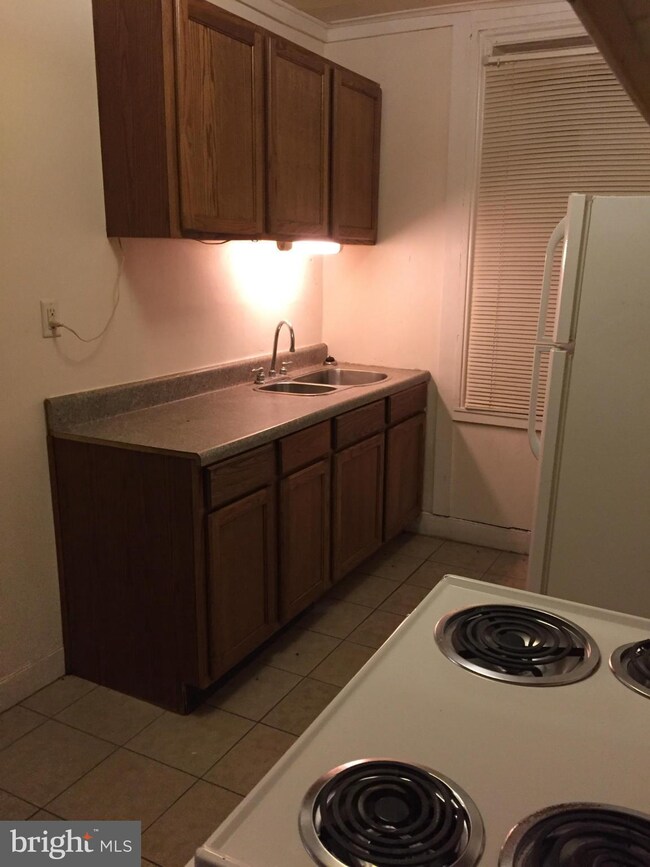 149 S Main St unit 1, Chambersburg, PA 17201 - photo 2