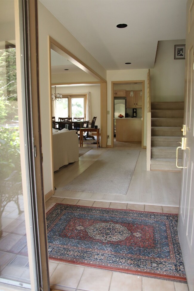 6502 E Canal Pointe Ln, Fort Wayne, IN 46804 - photo 3