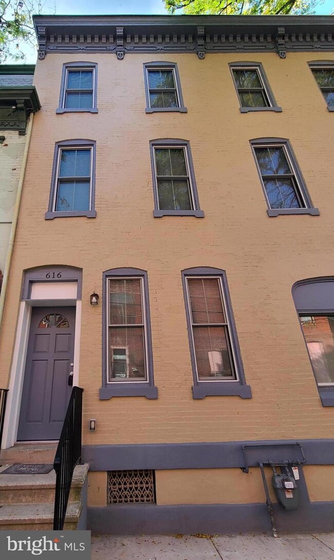 616 Spruce St, Reading, PA 19602 - photo 2