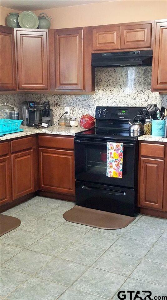 10298 Creek Bend Dr, Tyler, TX 75707 - photo 4