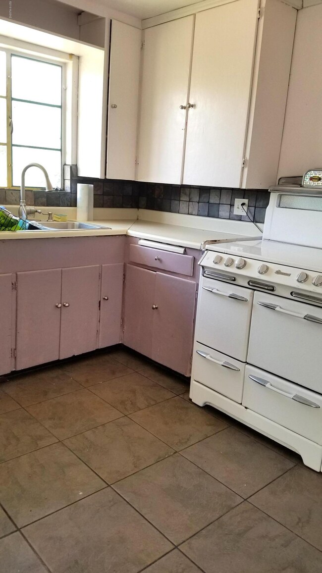Kitchen ..