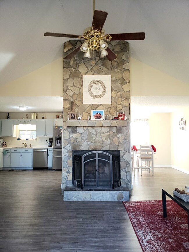 1333 Pleasant Grove Church Rd, Albany, GA 31705 - photo 5