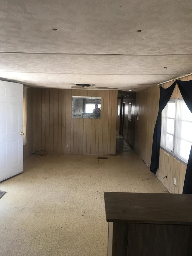 Quince living room