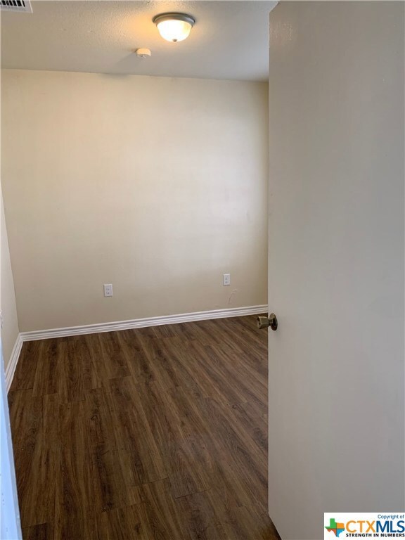 412 S C M Allen Pkwy, San Marcos, TX 78666 - photo 4