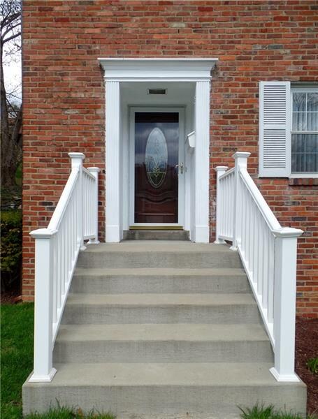 Walk up the newer walkway, to the Beautiful newer,